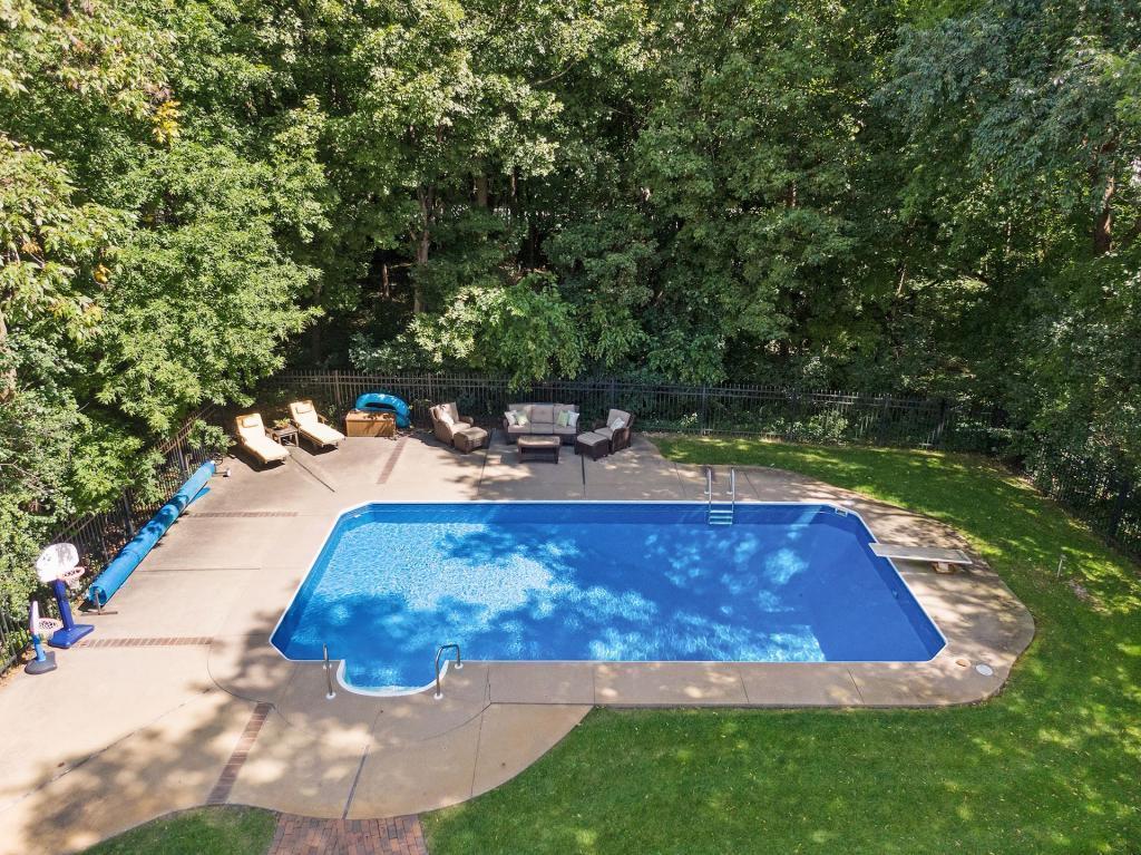 18425 Maple Ridge Road Deephaven, MN 55391 - Photo 21 of 41