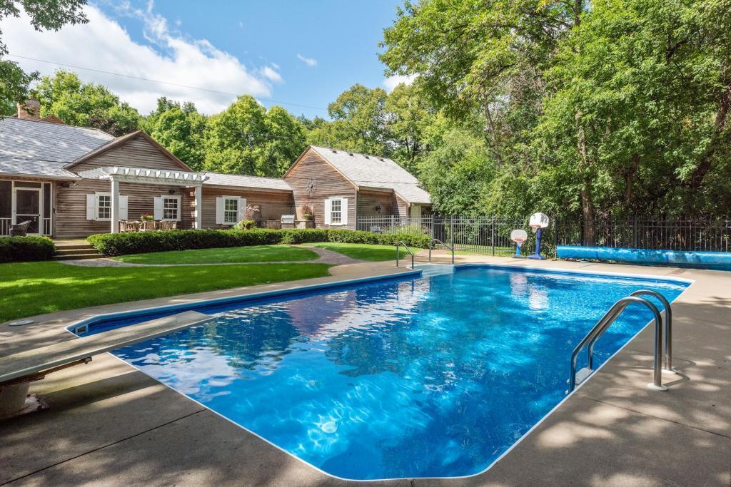 18425 Maple Ridge Road Deephaven, MN 55391 - Photo 22 of 41