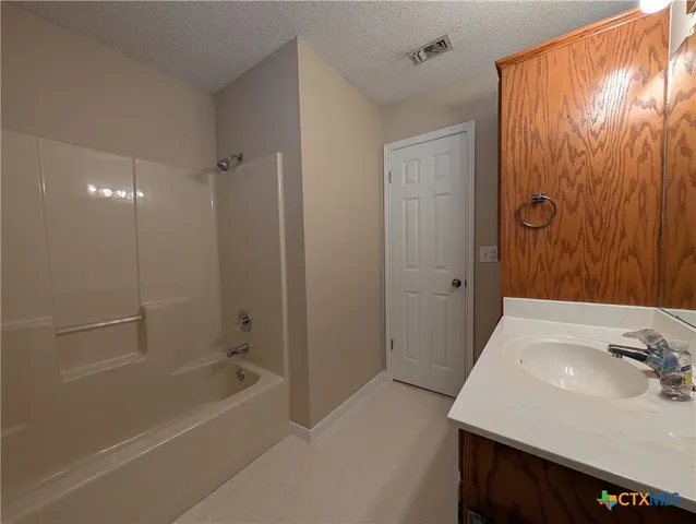 $1,745 | 1666 Lantana Circle, New Braunfels, TX 78130