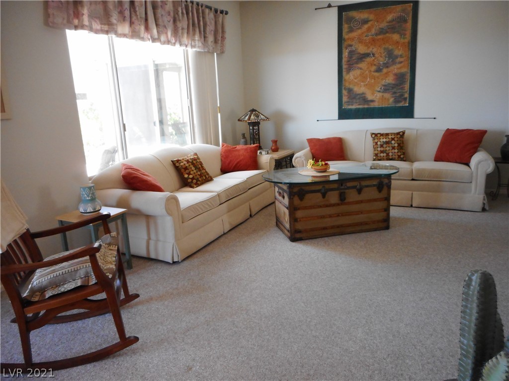 2066 King Mesa Drive Henderson, NV 89012 - Photo 11 of 36