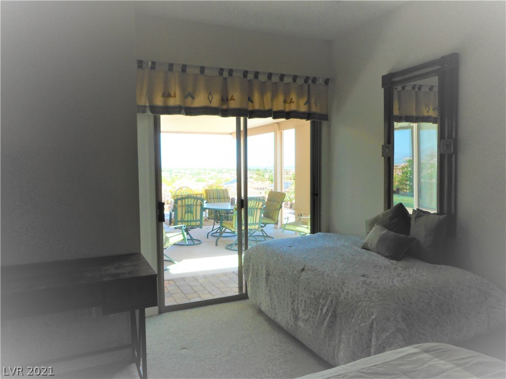 2066 King Mesa Drive Henderson, NV 89012 - Photo 15 of 36