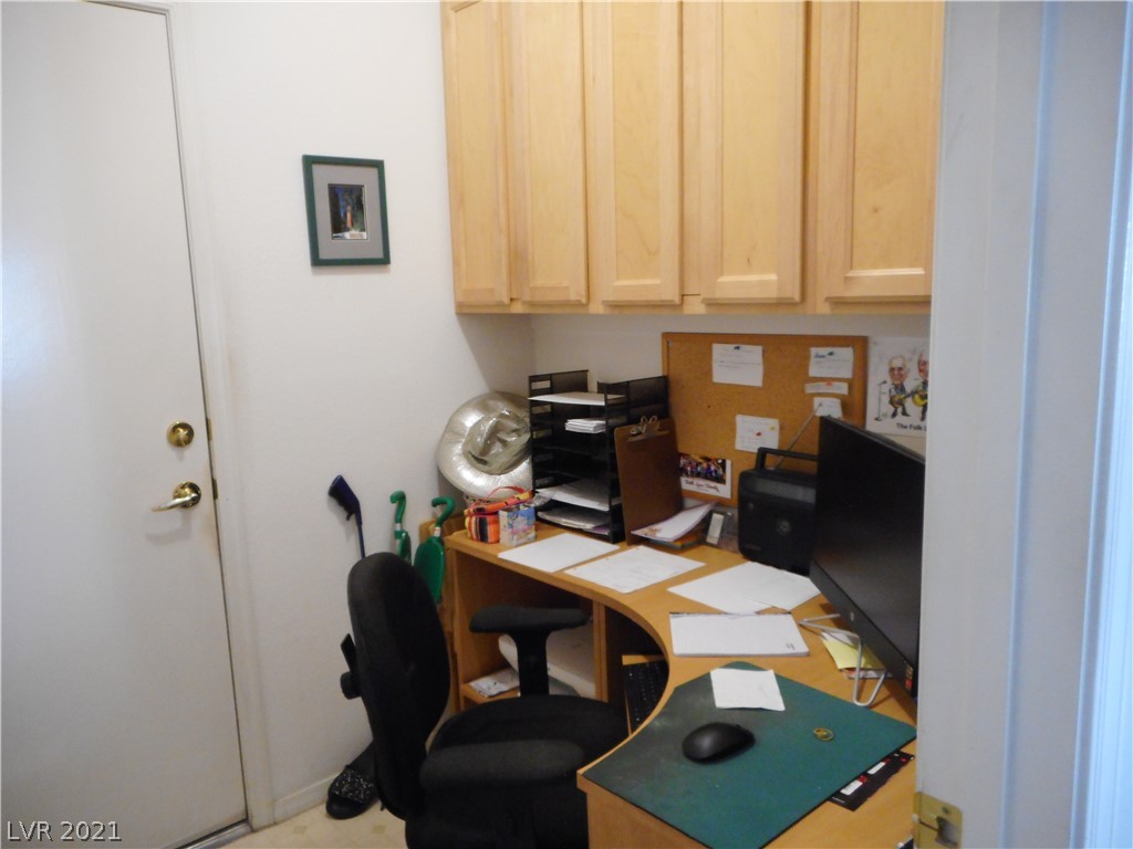 2066 King Mesa Drive Henderson, NV 89012 - Photo 22 of 36