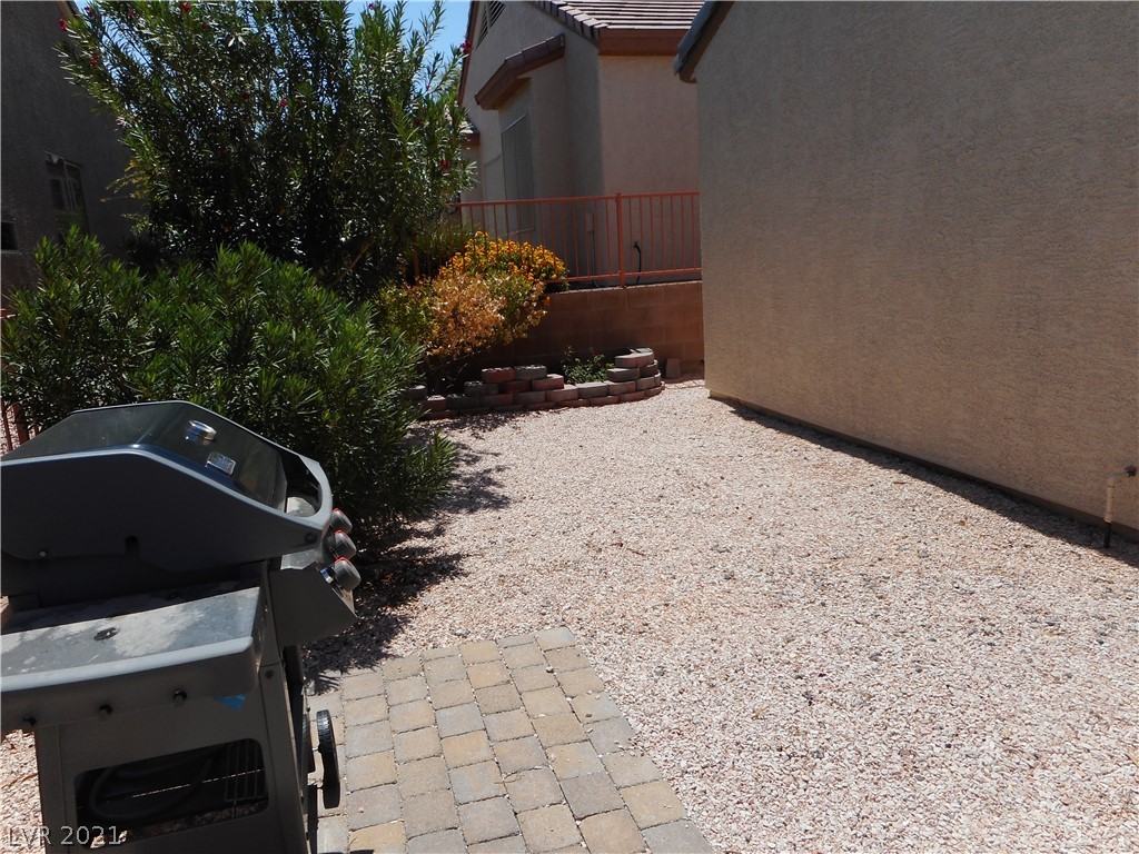 2066 King Mesa Drive Henderson, NV 89012 - Photo 29 of 36