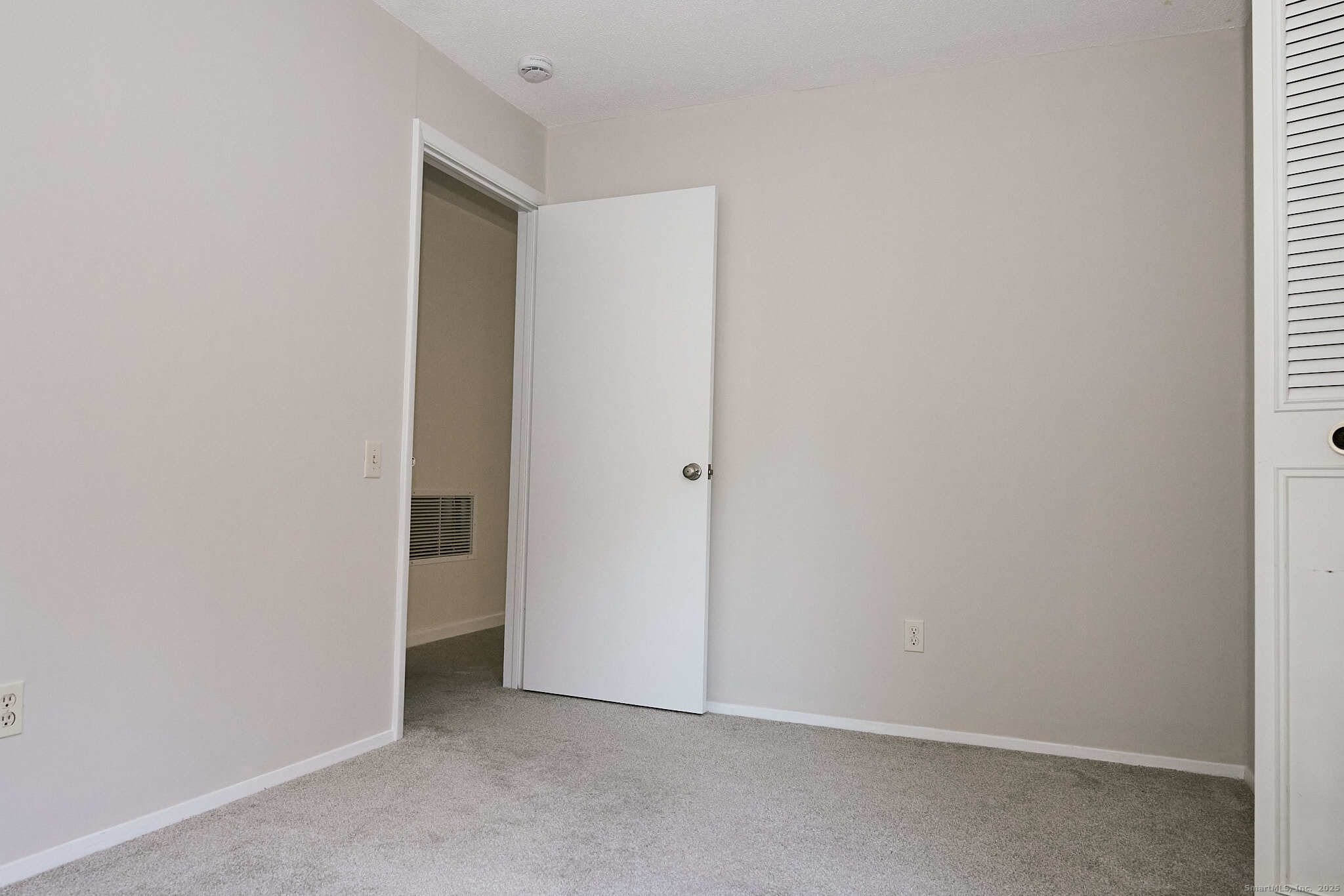 7 Elderberry Lane, Unit 7 Ridgefield, CT 06877 - Photo 11 of 26 a view of an empty room