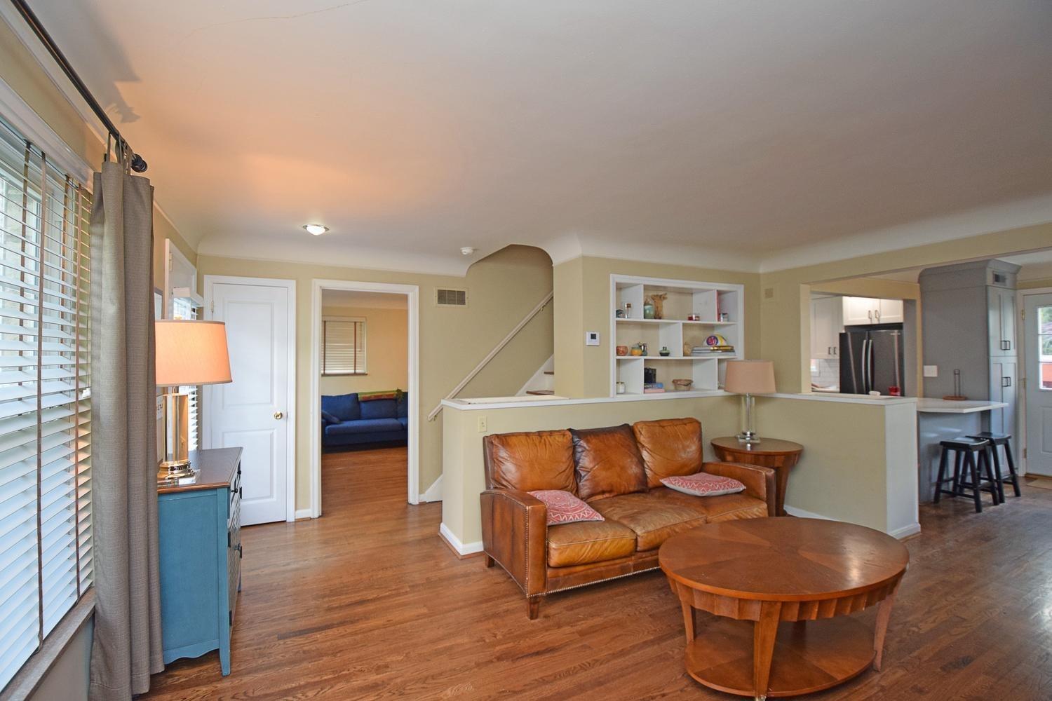 6217 Robison Road Cincinnati, OH 45213 - Photo 4 of 26 Gallery Image 4