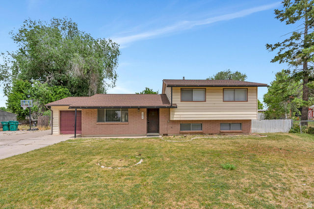 1896 Cliffs Place Layton, UT 84041 - Photo 2 of 35