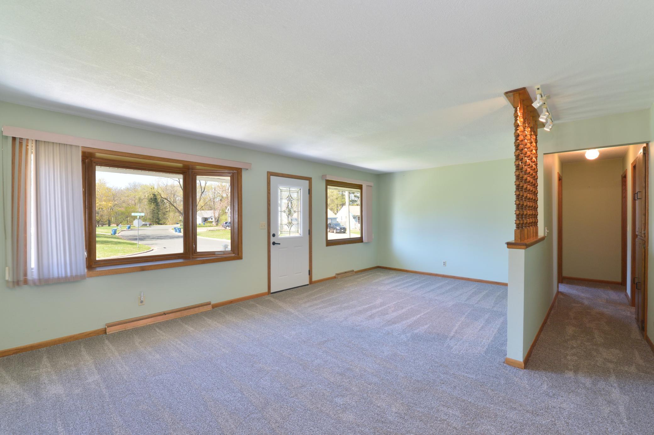 215 Keith Road Circle Pines, MN 55014 - Photo 8 of 23