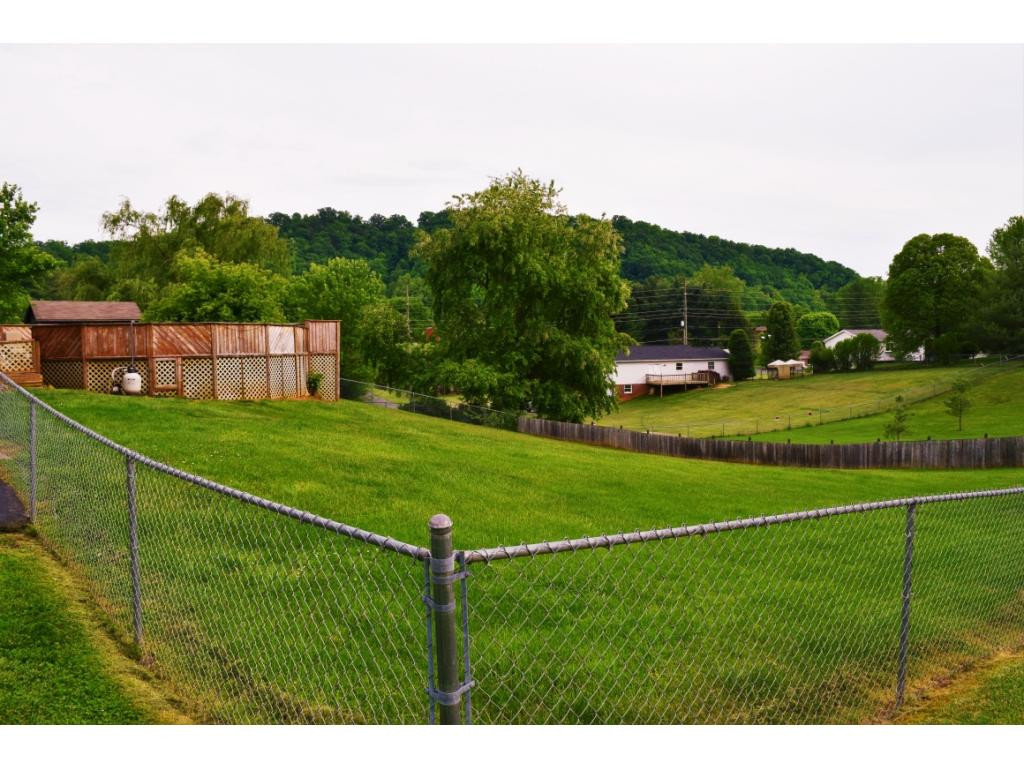 129 Ramey Road Bristol, TN 37620 - Photo 24 of 28 Photo 24