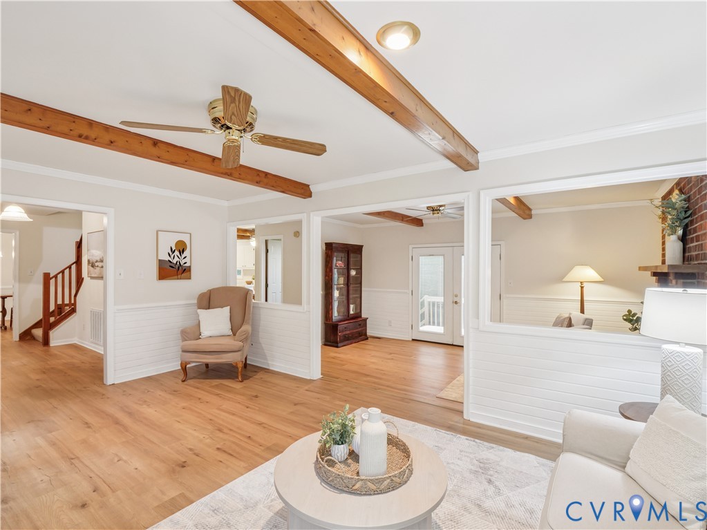 6530 Glebe Point Road Chesterfield, VA 23838 - Photo 7 of 41 a living room with furniture and a wooden floor