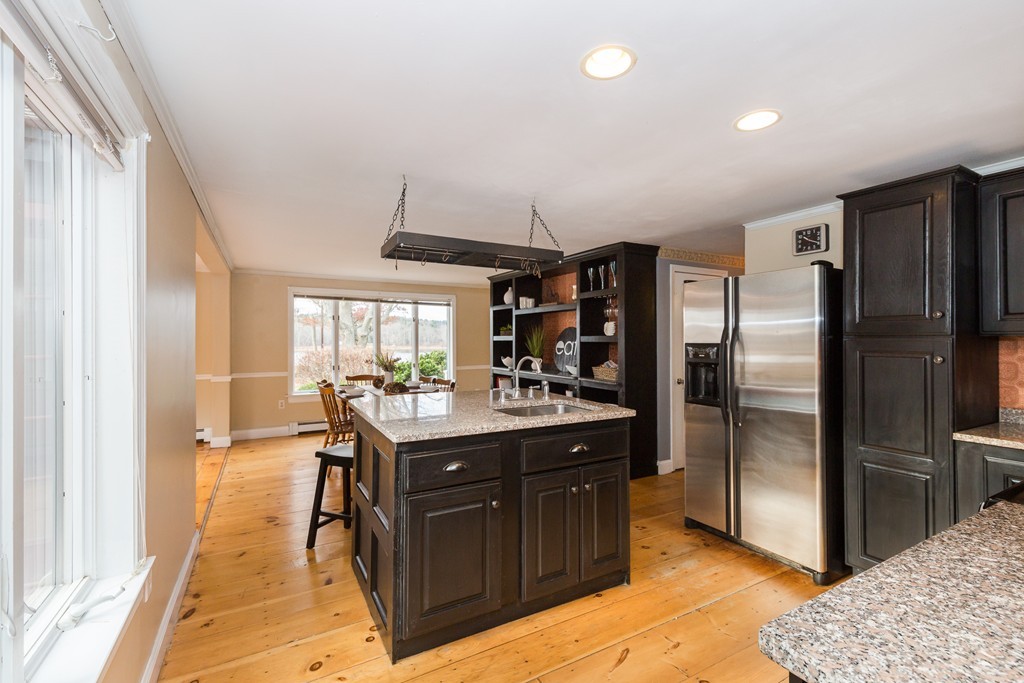 141 Pleasant Valley Road Amesbury, MA 01913 - Photo 15 of 30 Gallery Image 15