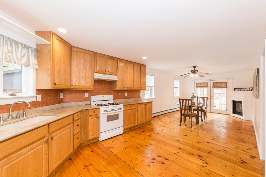 141 Pleasant Valley Road Amesbury, MA 01913 - Photo 20 of 30 Gallery Image 20