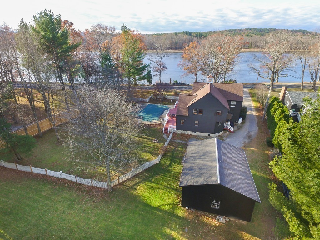 141 Pleasant Valley Road Amesbury, MA 01913 - Photo 3 of 30 Gallery Image 3