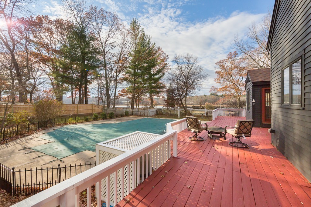 141 Pleasant Valley Road Amesbury, MA 01913 - Photo 5 of 30 Gallery Image 5