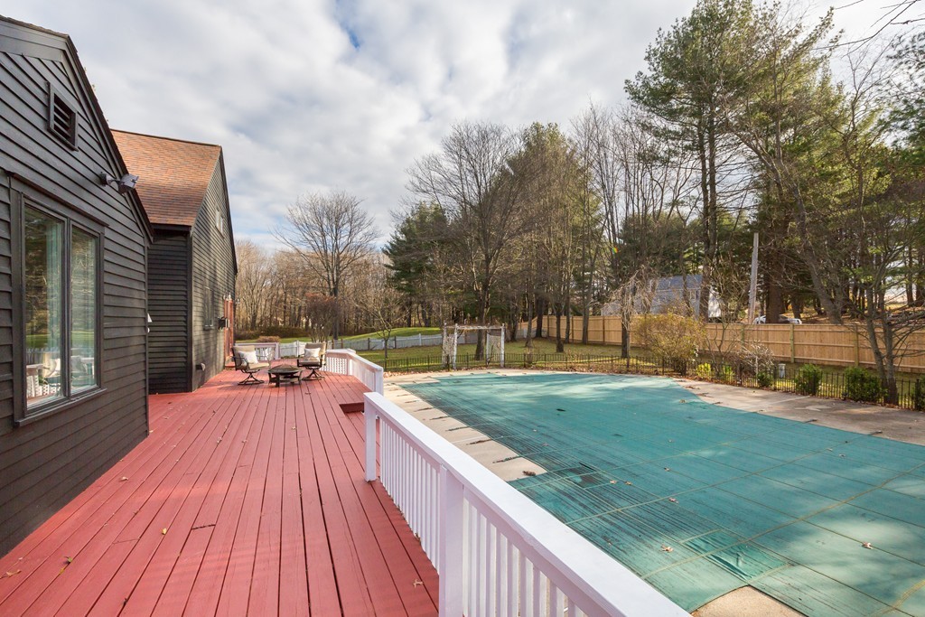 141 Pleasant Valley Road Amesbury, MA 01913 - Photo 7 of 30 Gallery Image 7