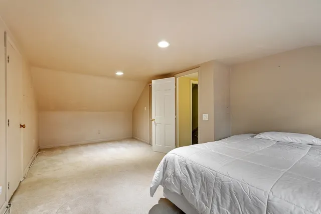 $699,900 | 321 Cambridge Street, Burlington, MA 01803