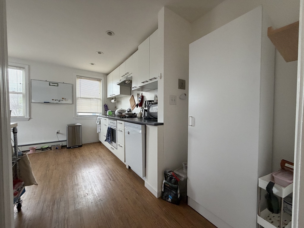 1 Harding Street, Unit 3 Cambridge, MA 02141 - Photo 3 of 16
