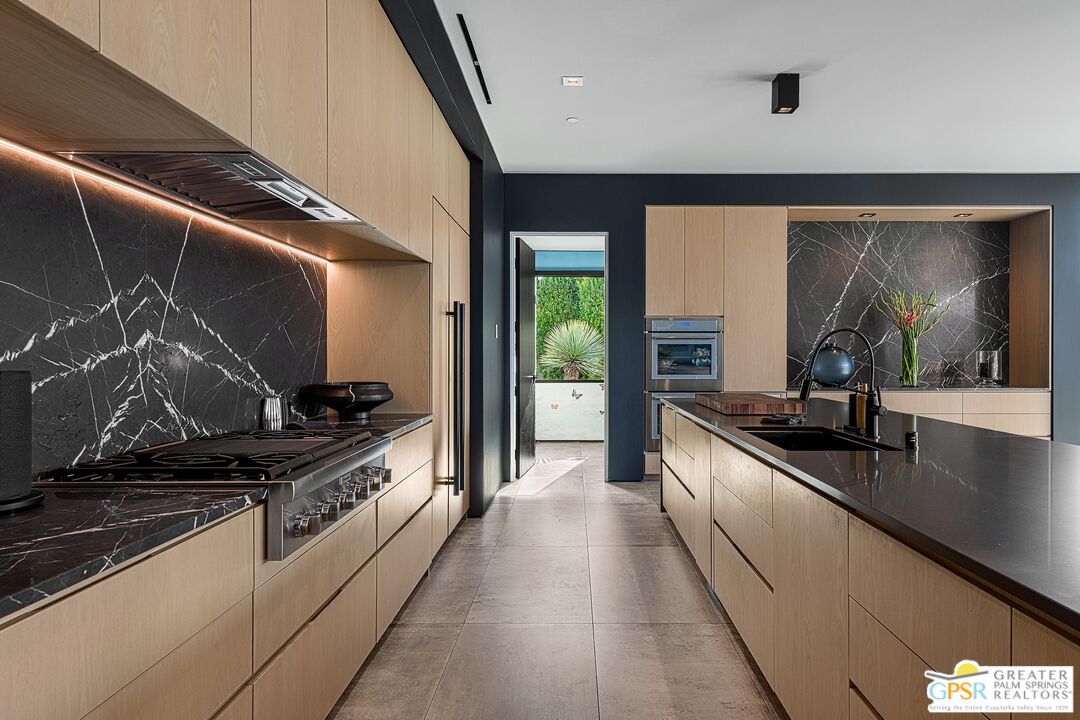 3 Echo Lane Rancho Mirage, CA 92270 - Photo 9 of 58