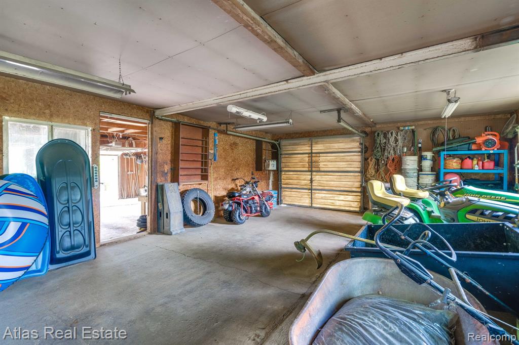 5067 Walker Road Davison, MI 48423 - Photo 42 of 44