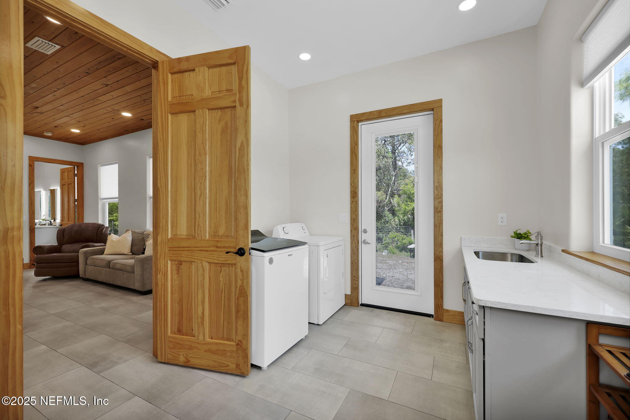 13045 Sawpit Road Jacksonville, FL 32226 - Photo 45 of 88 Laundry Room