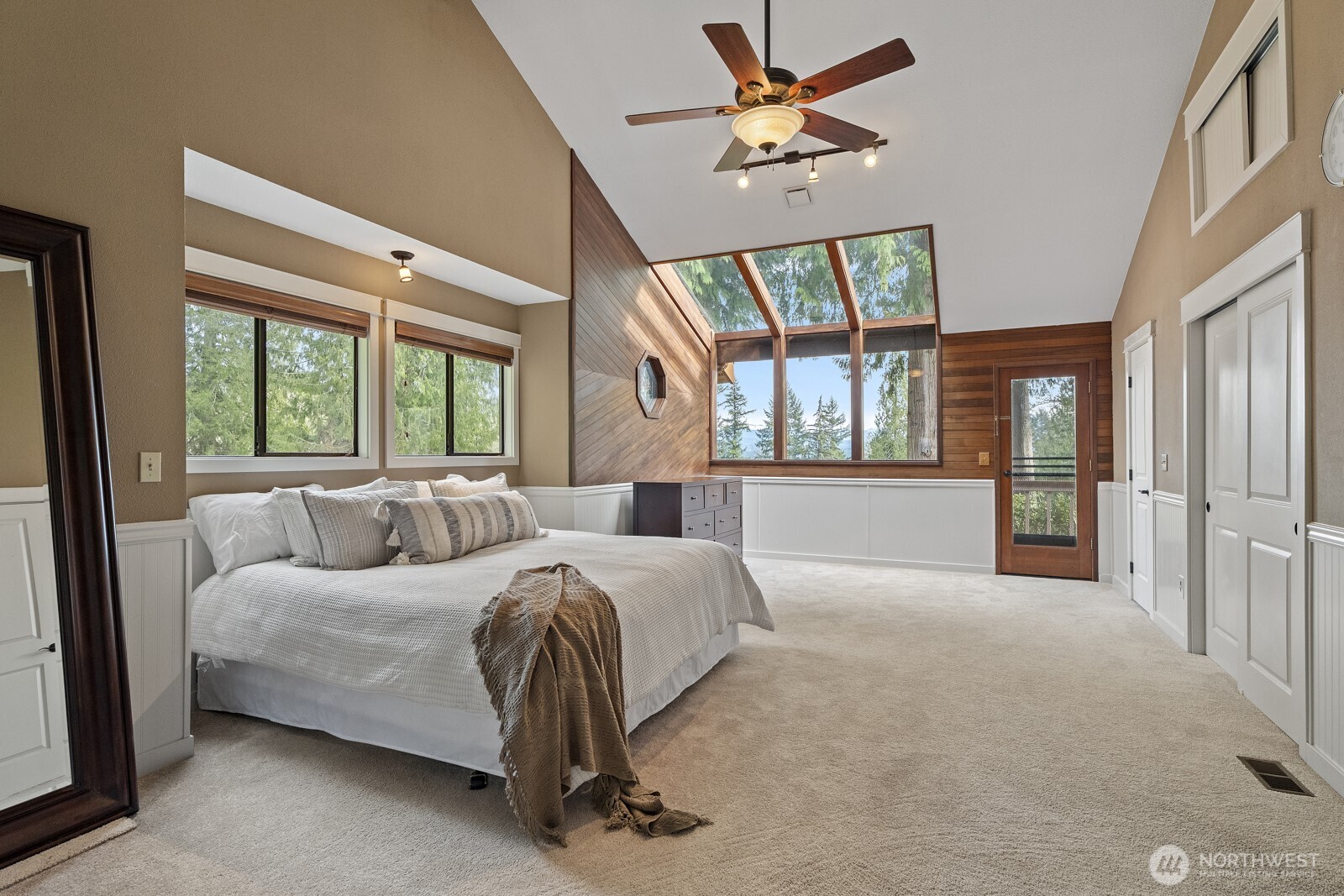 2417 293rd Place Northeast Carnation, WA 98014 - Photo 12 of 39