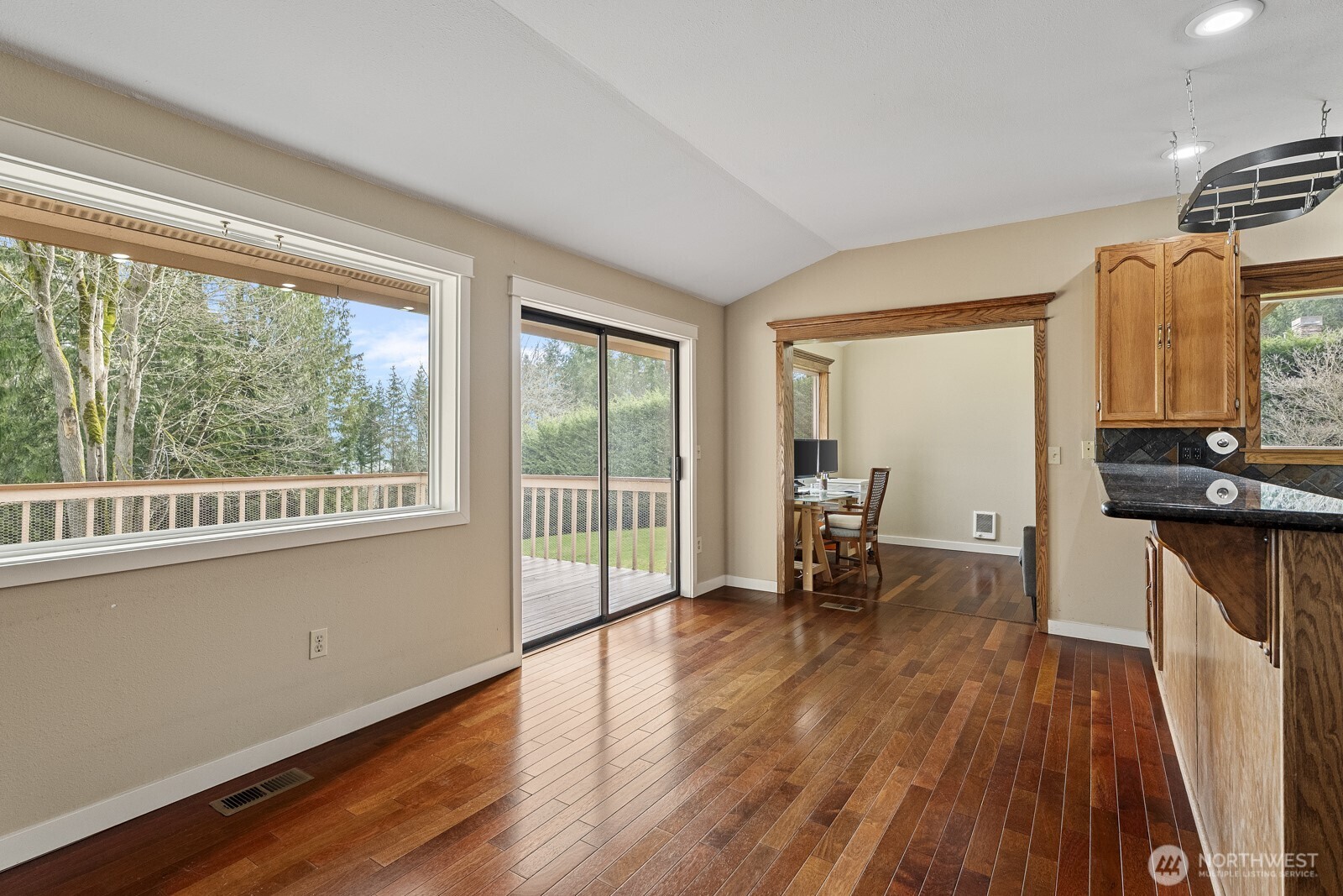 2417 293rd Place Northeast Carnation, WA 98014 - Photo 10 of 39