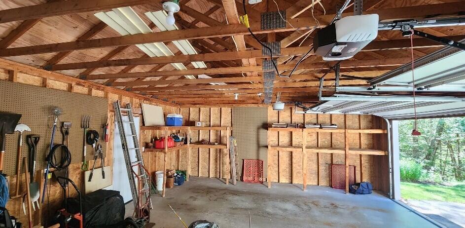 24 North Village Road York, ME 03902 - Photo 41 of 50 garage 1