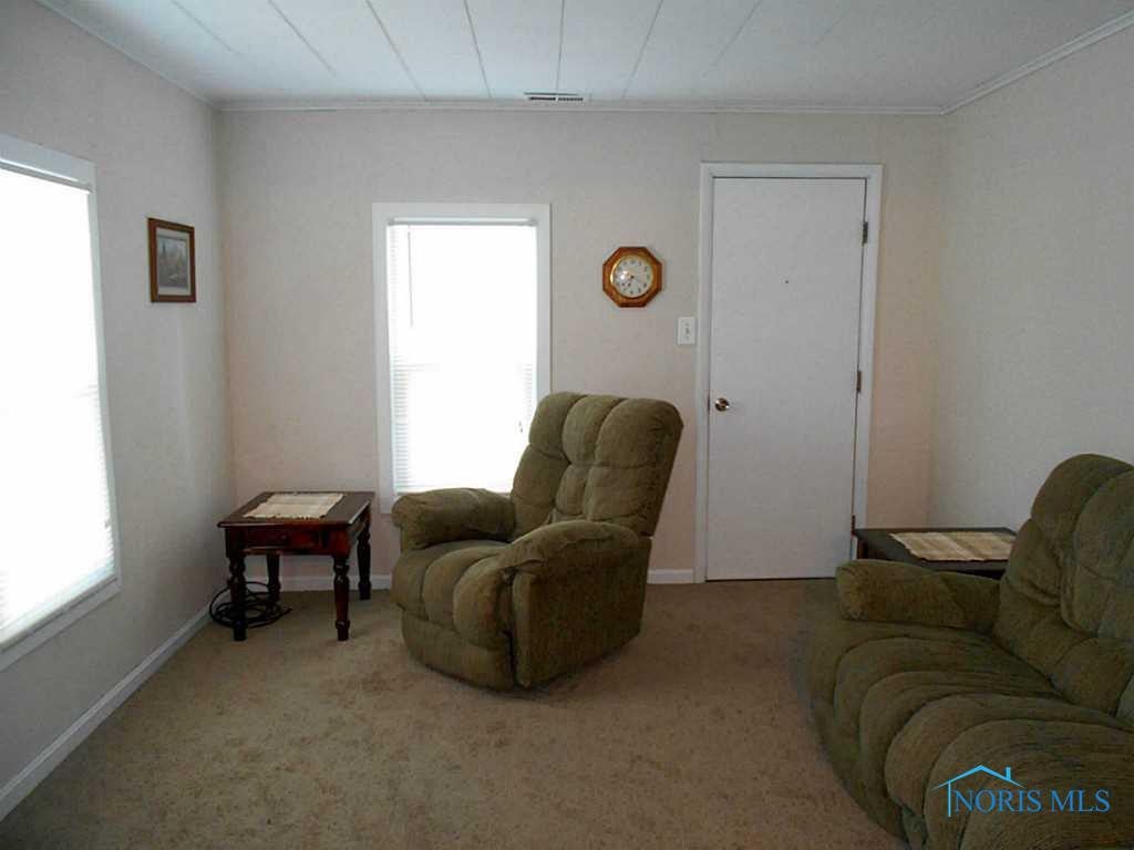 5851 Grisell Road Oregon, OH 43616 - Photo 3 of 19 Living Room.