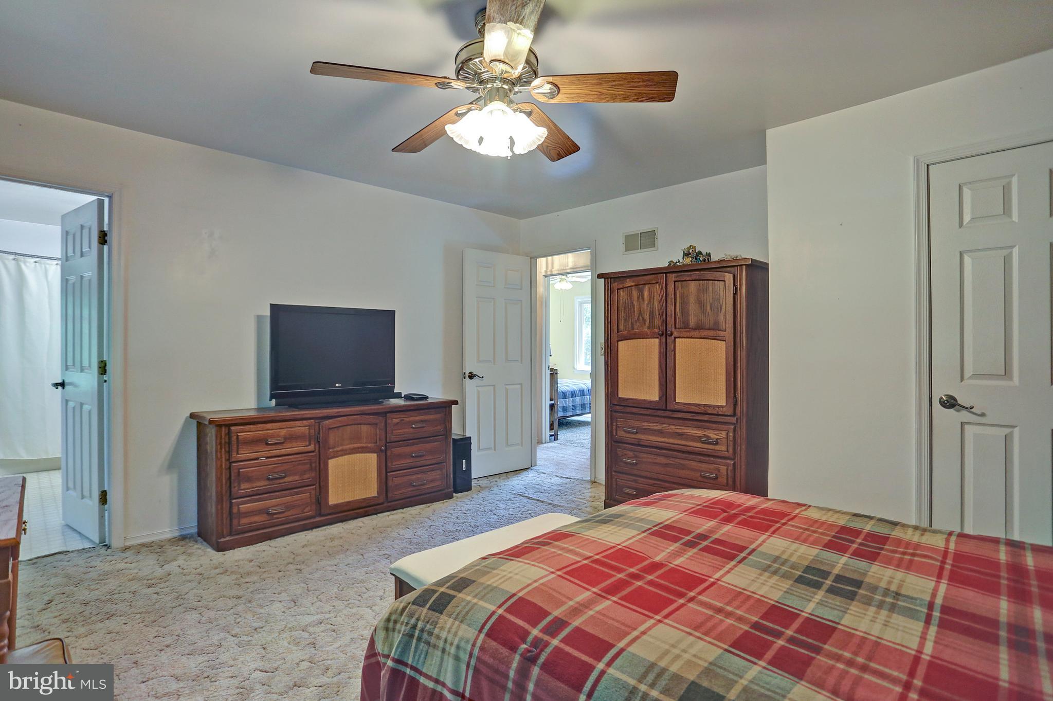 2154 Valley Road Enola, PA 17025 - Photo 17 of 33 Gallery Image 17