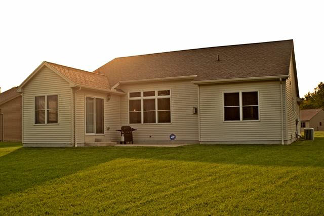 2909 Floyd Road Lambertville, MI 48144 - Photo 17 of 18 20101081-16.JPG