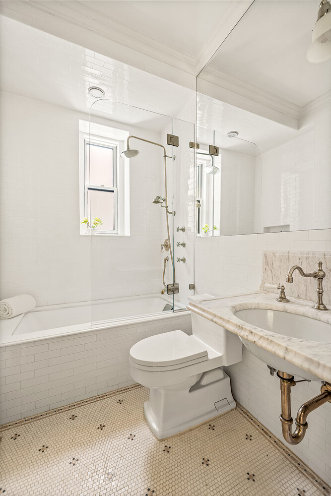 27 East 95th Street, Unit 2W Manhattan, NY 10128 - Photo 12 of 13