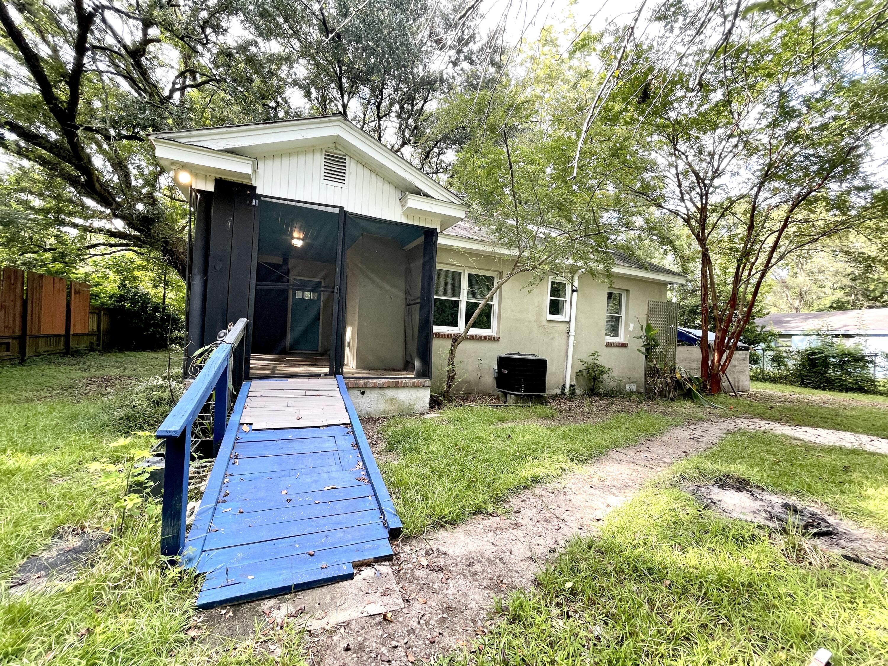 1973 Dawson Road Charleston, SC 29412 - Photo 13 of 14 IMG_2972
