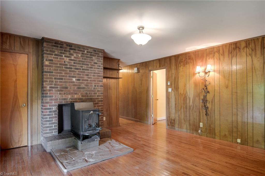 3611 Castleton Road Greensboro, NC 27406 - Photo 8 of 30 Gallery Image 8