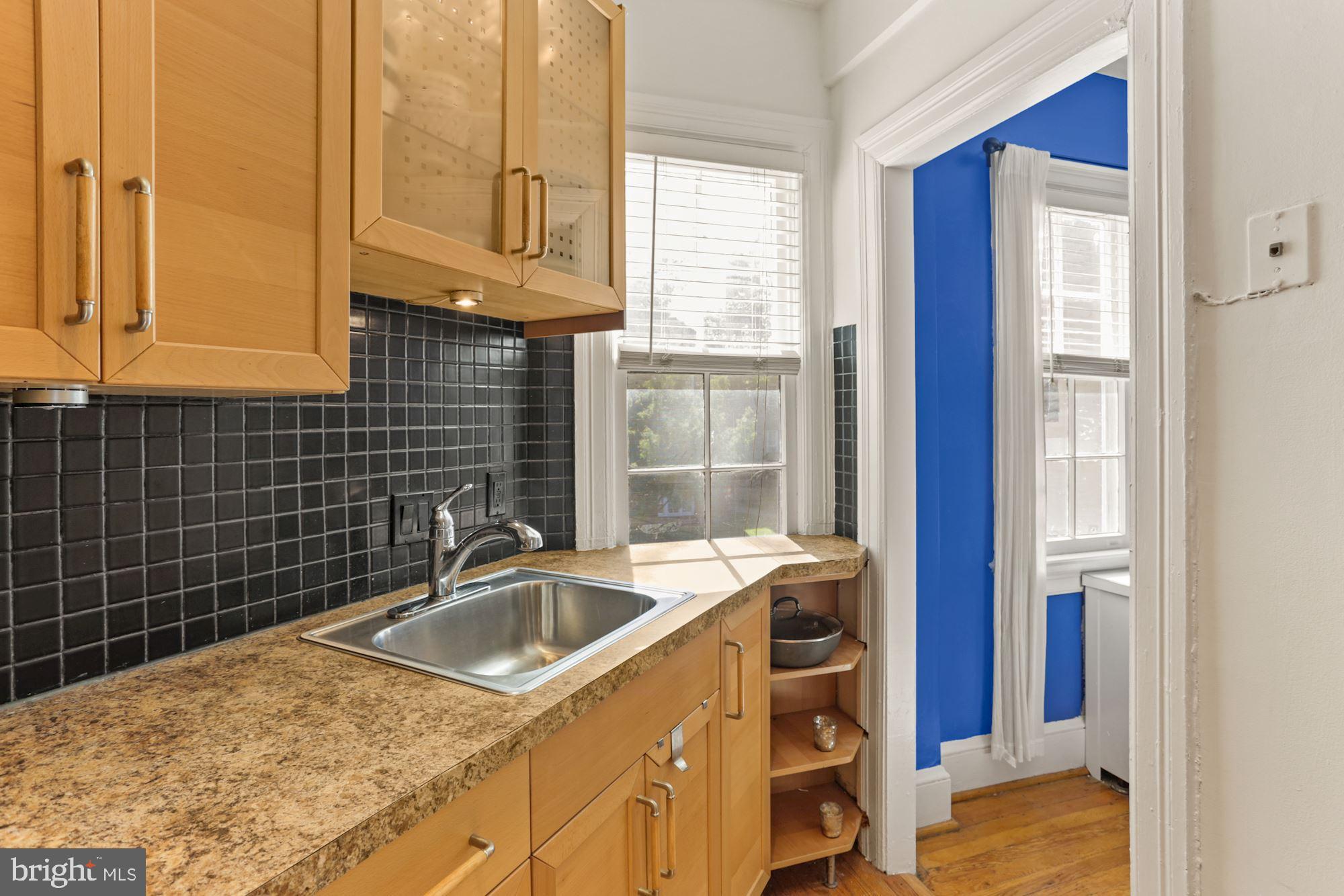 222 Farragut Street Northwest, Unit 204 Washington, DC 20011 - Photo 7 of 12