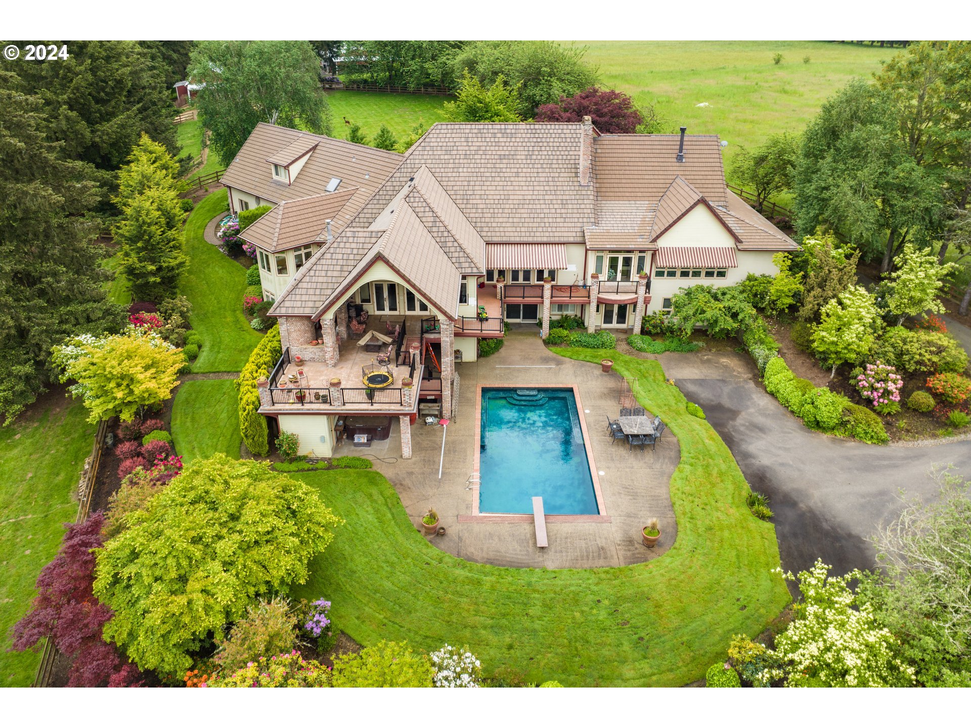 22795 Southwest Ulsky Road West Linn, OR 97068 - Photo 2 of 48 Drone View/UAV