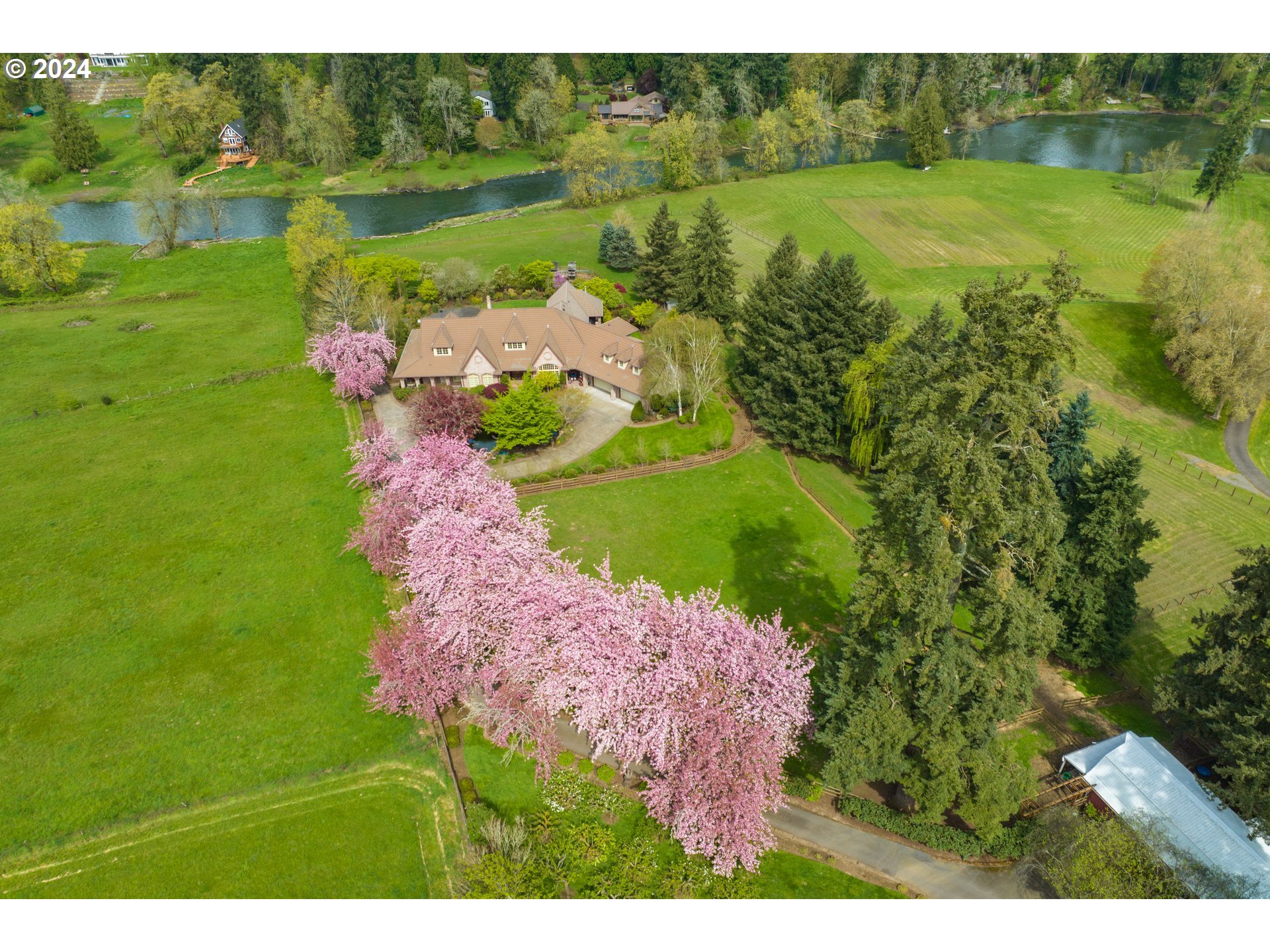 22795 Southwest Ulsky Road West Linn, OR 97068 - Photo 45 of 48 Gallery Image 45