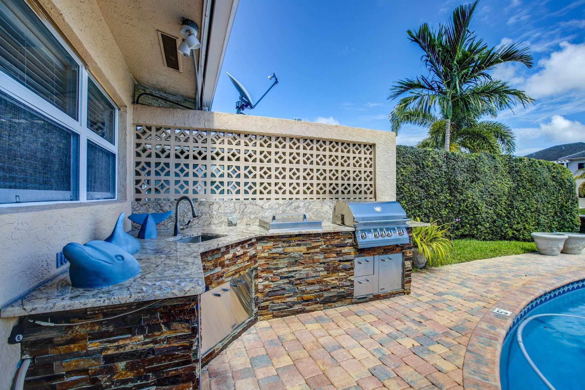 1920 Waters Edge Pompano Beach, FL 33062 - Photo 35 of 47 Photo 35