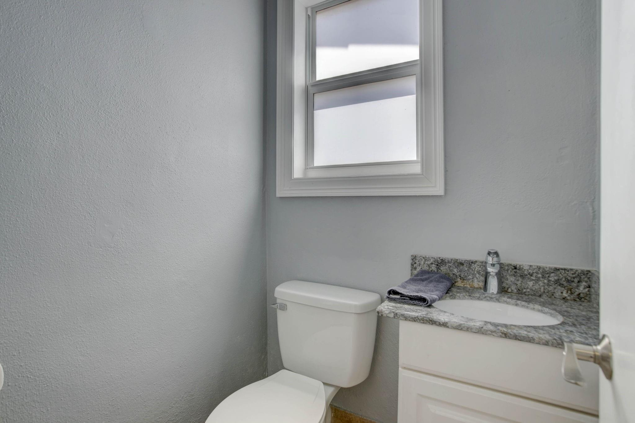 1920 Waters Edge Pompano Beach, FL 33062 - Photo 36 of 47 Photo 36