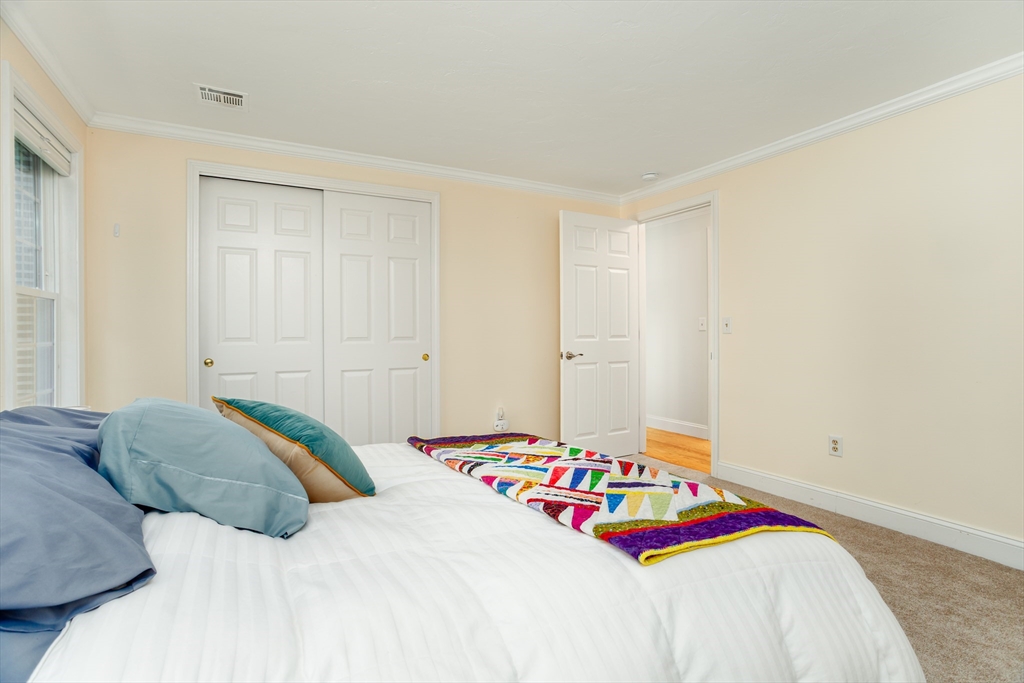 502 Ridgefield Circle, Unit A Clinton, MA 01510 - Photo 16 of 31