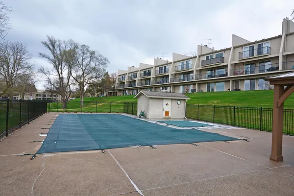 $324,900 | 6351 St Croix Trail North, Unit 138, Stillwater, MN 55082