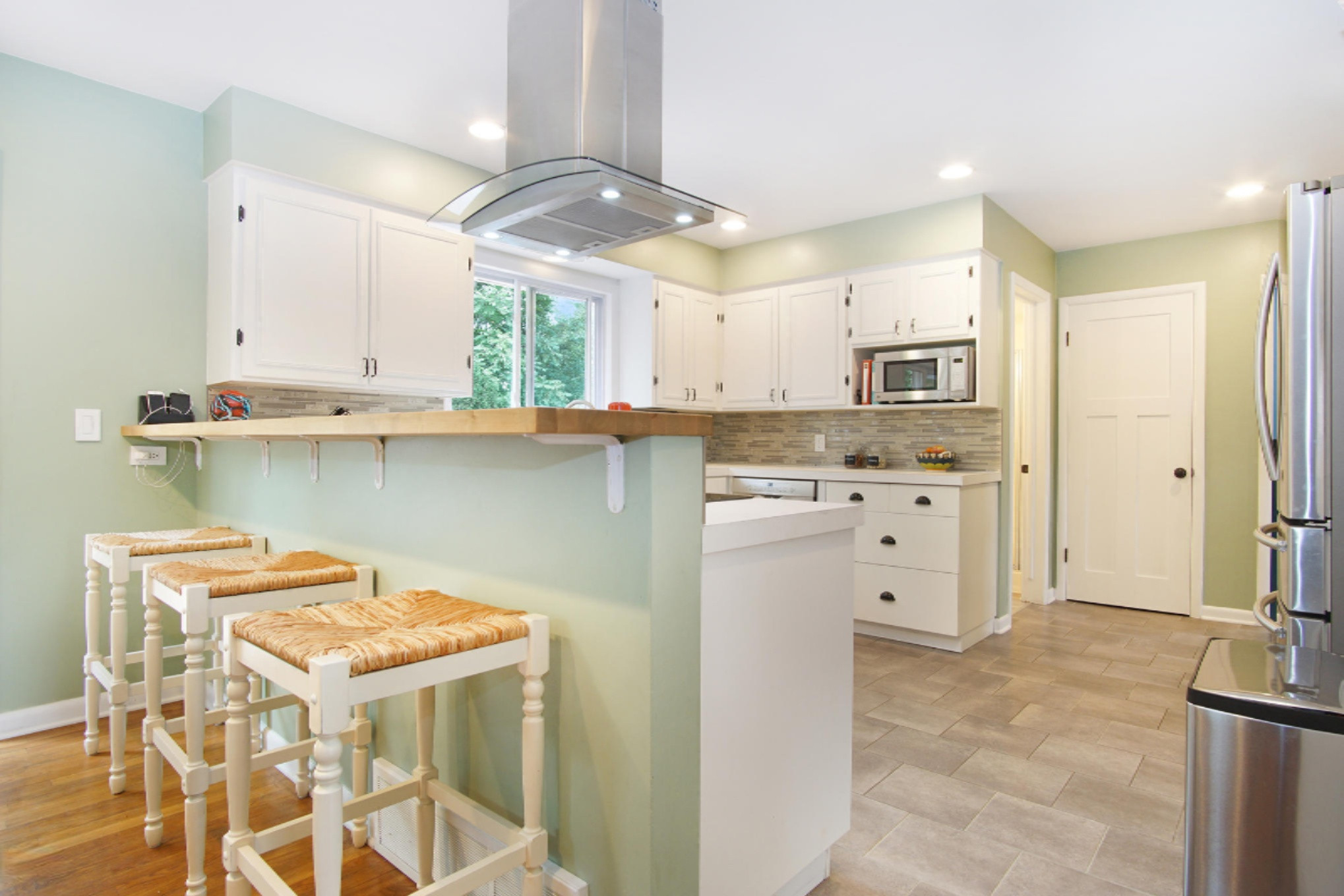 17379 North Fruitport Road Spring Lake, MI 49456 - Photo 16 of 54 10