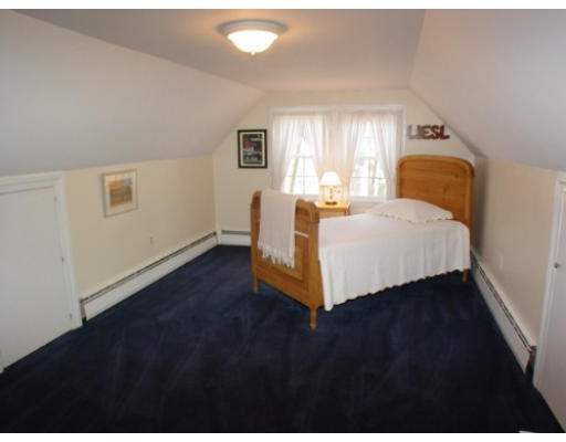 23 Chandler Road Andover, MA 01810 - Photo 7 of 8 Gallery Image 7