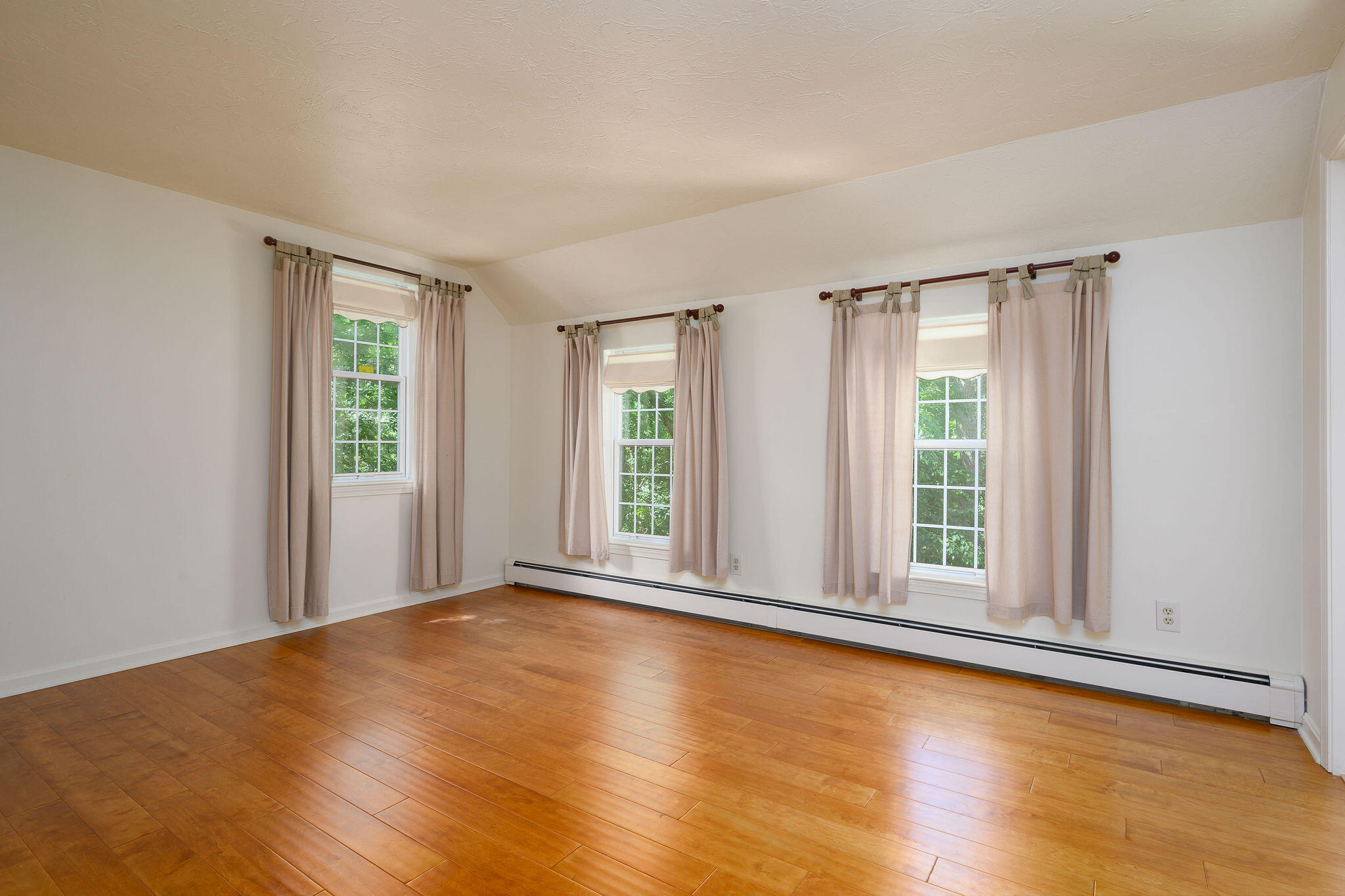 123 Old Mill Road Mashpee, MA 02649 - Photo 11 of 31 IMG_5745-Edit