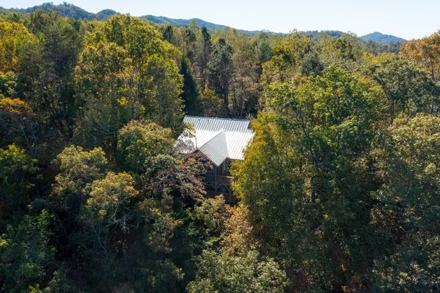 $580,000 | 14 Rivendell Way, Hayesville, NC 28904