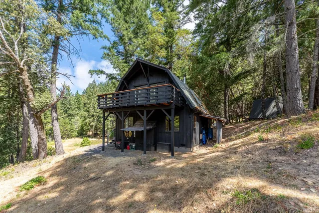 $445,000 | 6001 Red Tail Way, Ukiah, CA 95482