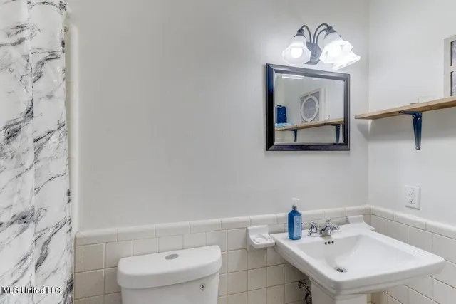 $1,950 | 15305 R Northwood Drive, Gulfport, MS 39503