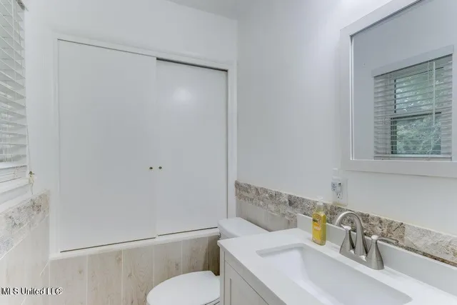 $1,950 | 15305 R Northwood Drive, Gulfport, MS 39503