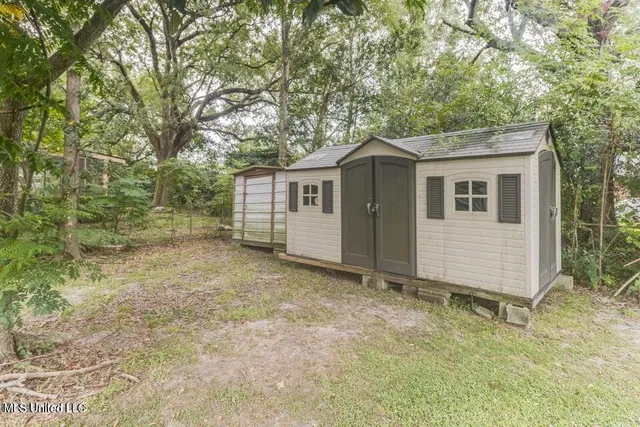 $1,950 | 15305 R Northwood Drive, Gulfport, MS 39503