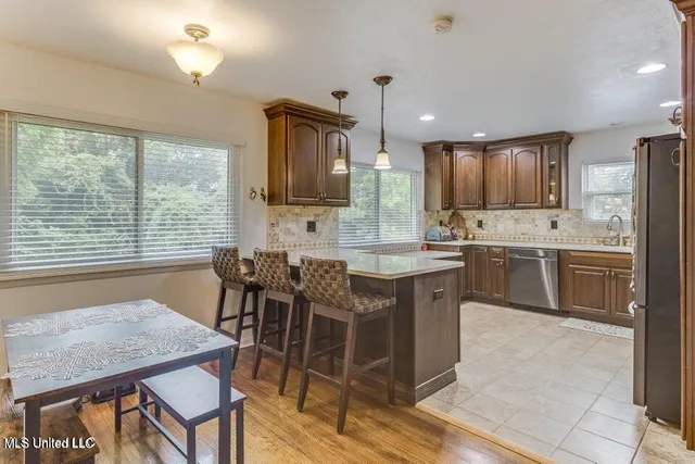 $1,950 | 15305 R Northwood Drive, Gulfport, MS 39503