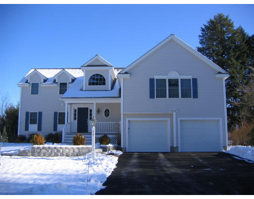90 Pembrook Road North Andover, MA 01845 - Photo 14 of 15 Gallery Image 14