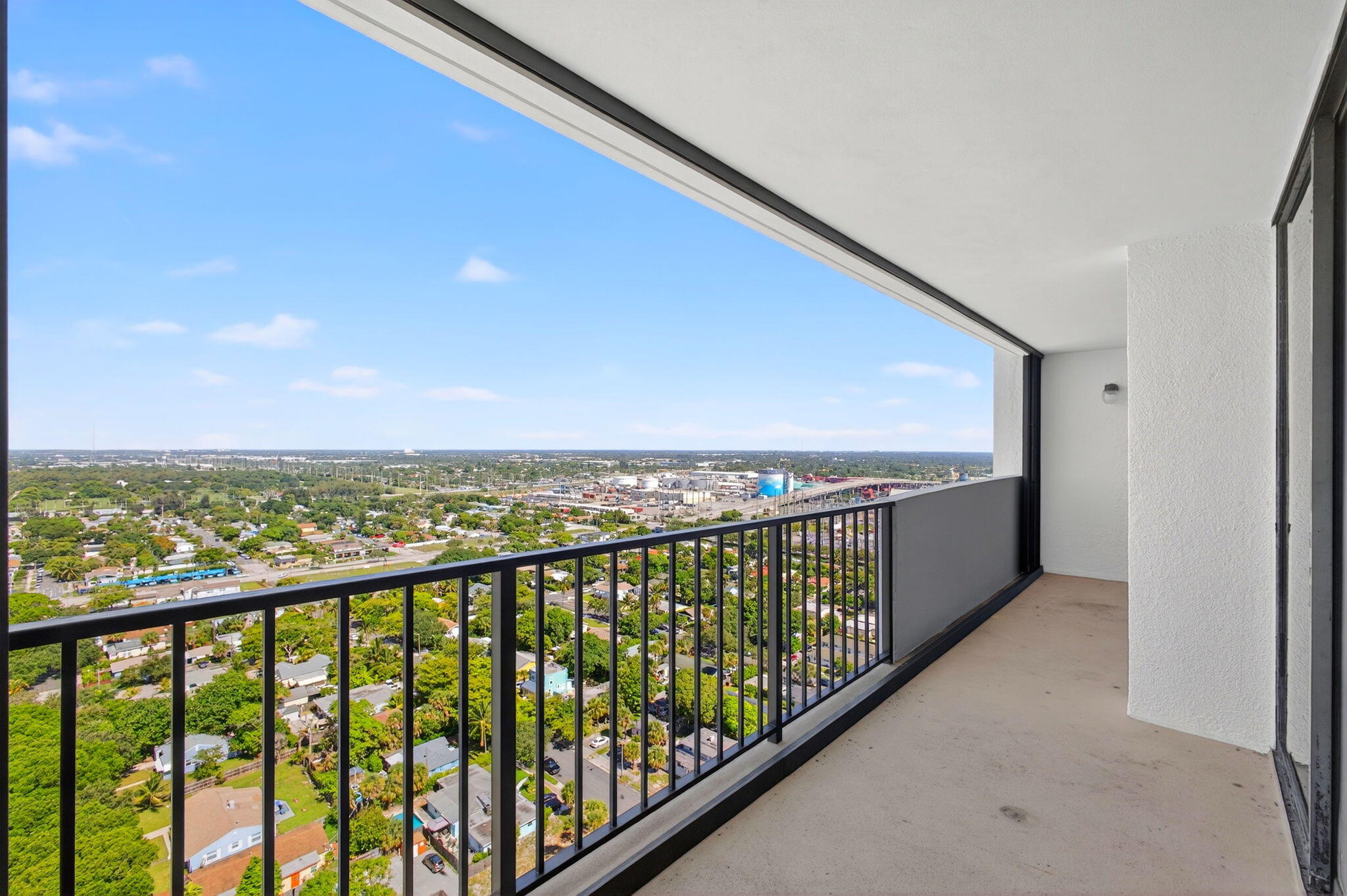 5600 North Flagler Drive, Unit 2703 West Palm Beach, FL 33407 - Photo 23 of 60 27-web-or-mls-5D1A7221